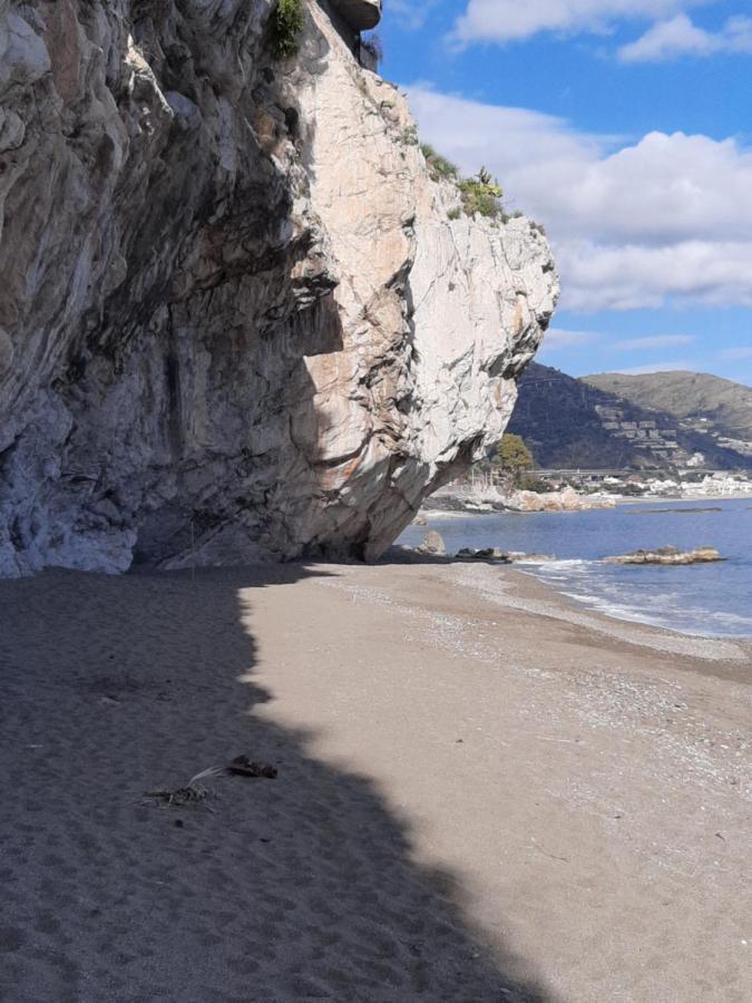 Taormina Private Apartment By Fragranza Di Sicilia エクステリア 写真